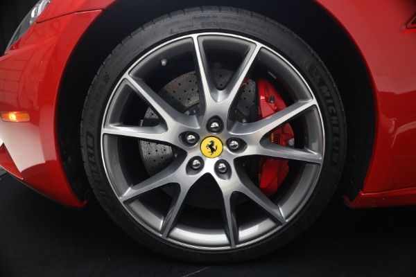Used 2014 Ferrari California 30 for sale $115,900 at Alfa Romeo of Westport in Westport CT 06880 28