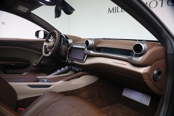 Used 2019 Ferrari GTC4Lusso for sale $259,900 at Alfa Romeo of Westport in Westport CT 06880 16