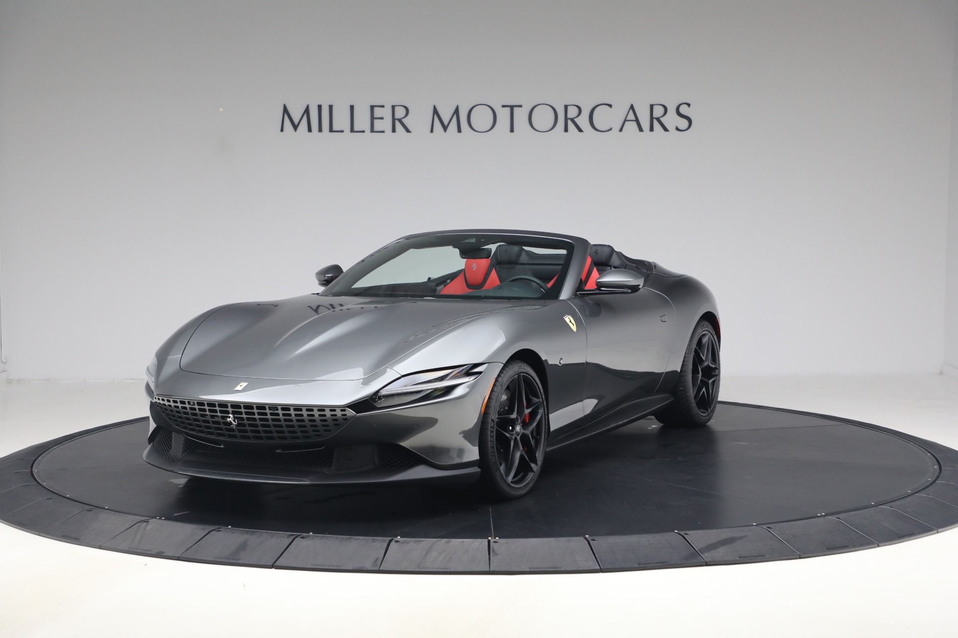Used 2026 Ferrari Roma Spider for sale $309,900 at Alfa Romeo of Westport in Westport CT 06880 1