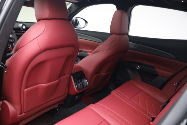 New 2027 Maserati Grecale Trofeo for sale $128,145 at Alfa Romeo of Westport in Westport CT 06880 16