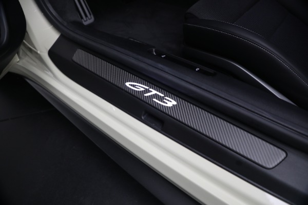 Used 2026 Porsche 911 GT3 Touring for sale $369,900 at Alfa Romeo of Westport in Westport CT 06880 24