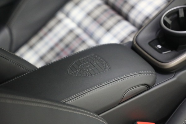 Used 2025 Porsche 911 Turbo 50 Years for sale $355,900 at Alfa Romeo of Westport in Westport CT 06880 23