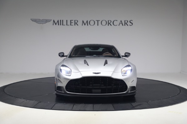 Used 2025 Aston Martin Vanquish for sale $429,900 at Alfa Romeo of Westport in Westport CT 06880 12