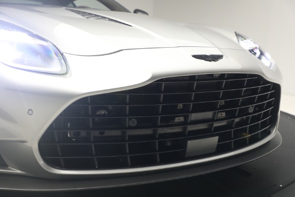 Used 2025 Aston Martin Vanquish for sale $429,900 at Alfa Romeo of Westport in Westport CT 06880 14