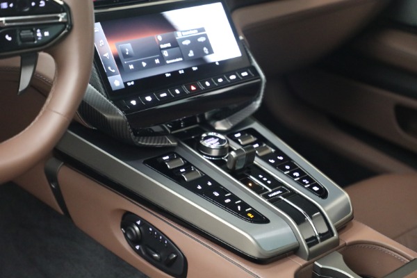 Used 2025 Aston Martin Vanquish for sale $429,900 at Alfa Romeo of Westport in Westport CT 06880 23