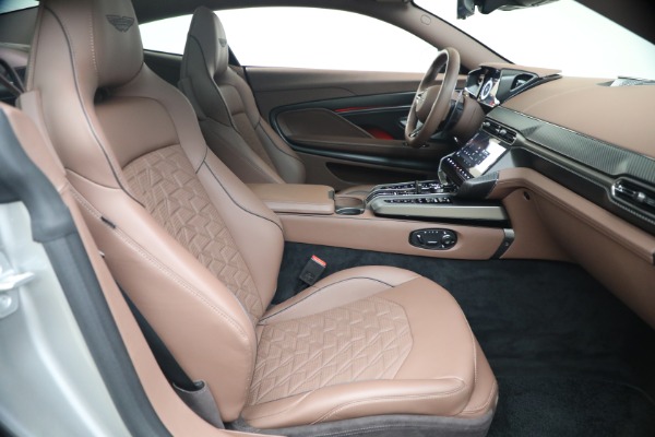 Used 2025 Aston Martin Vanquish for sale $429,900 at Alfa Romeo of Westport in Westport CT 06880 28