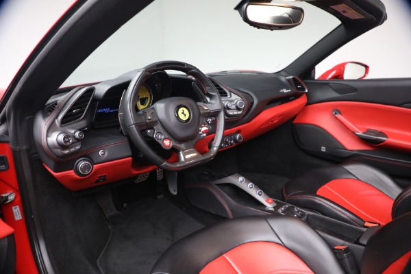 Used 2019 Ferrari 488 Spider for sale $419,900 at Alfa Romeo of Westport in Westport CT 06880 13