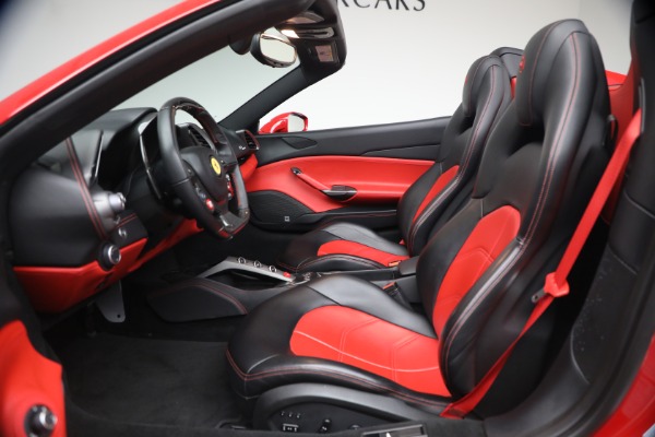 Used 2019 Ferrari 488 Spider for sale $419,900 at Alfa Romeo of Westport in Westport CT 06880 14