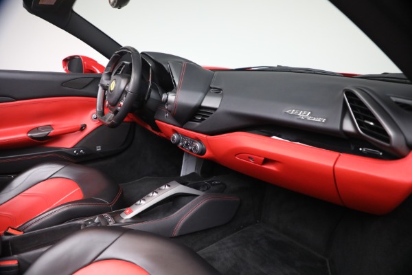 Used 2019 Ferrari 488 Spider for sale $419,900 at Alfa Romeo of Westport in Westport CT 06880 16