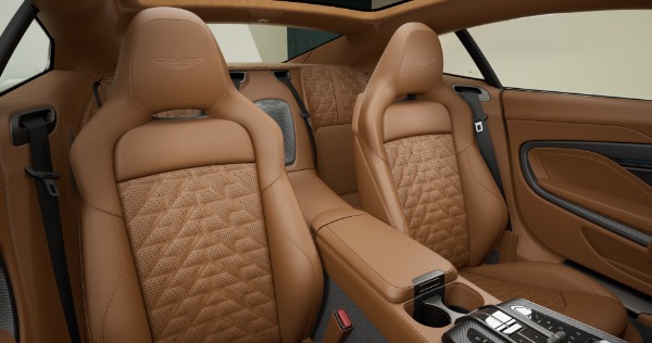 New 2026 Aston Martin Vanquish for sale $541,595 at Alfa Romeo of Westport in Westport CT 06880 16