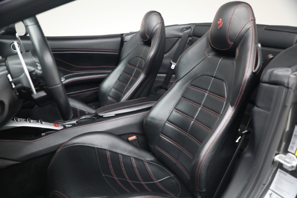 Used 2015 Ferrari California T for sale $139,900 at Alfa Romeo of Westport in Westport CT 06880 16