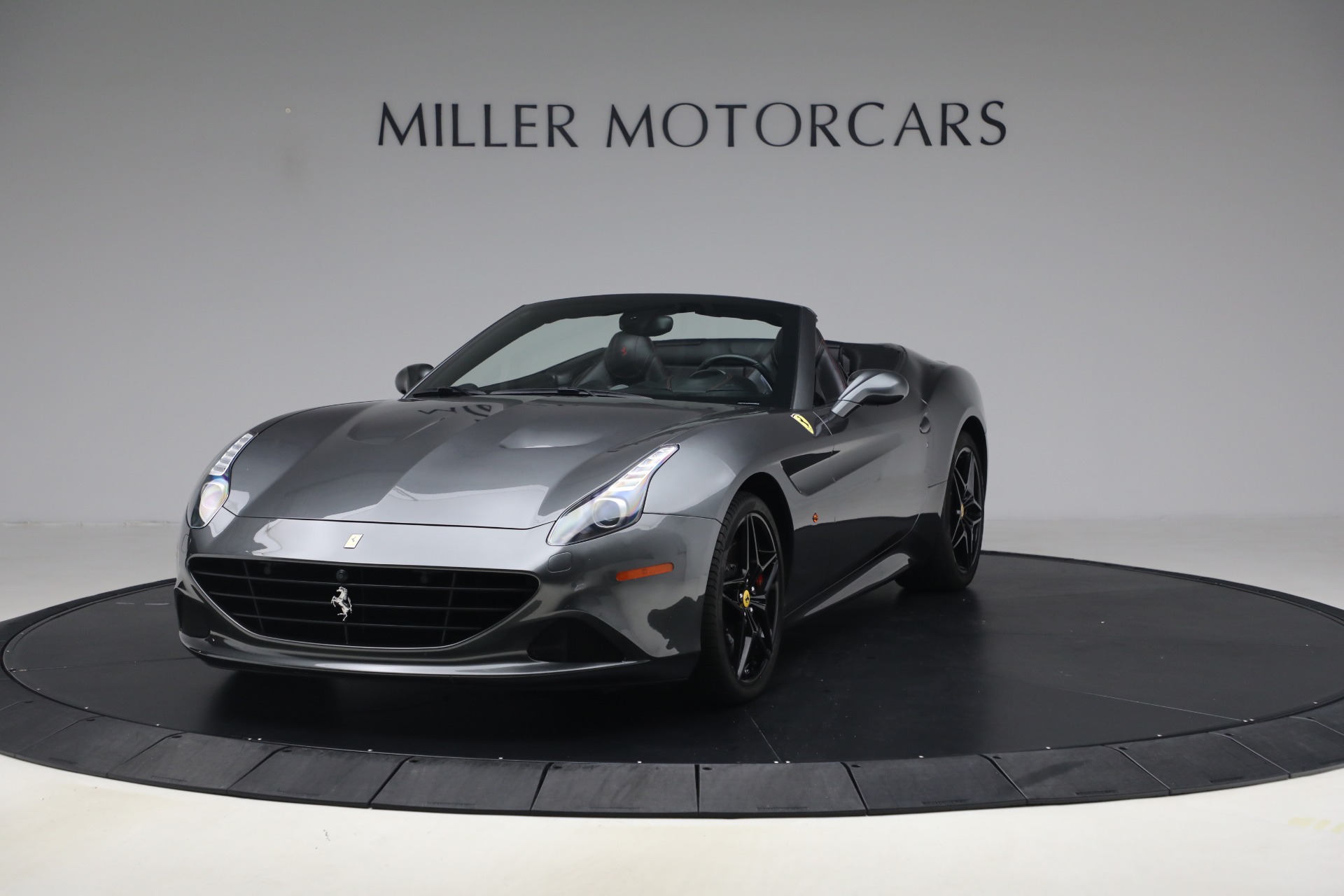 Used 2015 Ferrari California T for sale $139,900 at Alfa Romeo of Westport in Westport CT 06880 1