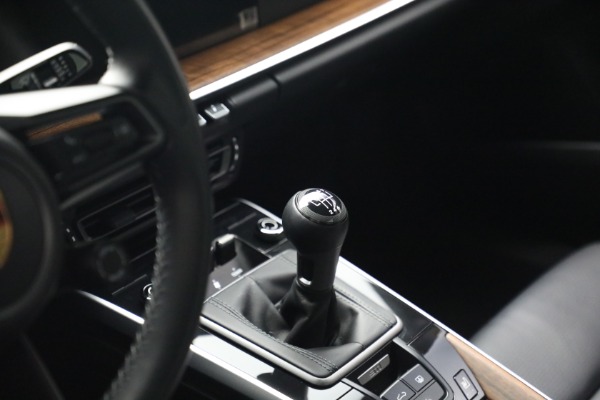 Used 2020 Porsche 911 Carrera 4S for sale $144,900 at Alfa Romeo of Westport in Westport CT 06880 20