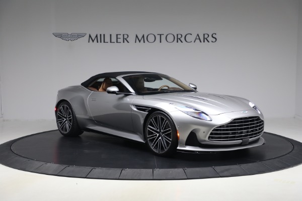 Used 2024 Aston Martin DB12 Volante for sale $255,900 at Alfa Romeo of Westport in Westport CT 06880 23