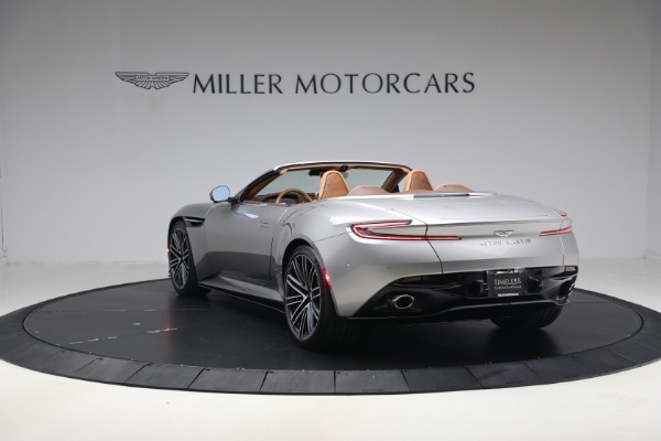 Used 2024 Aston Martin DB12 Volante for sale $255,900 at Alfa Romeo of Westport in Westport CT 06880 5