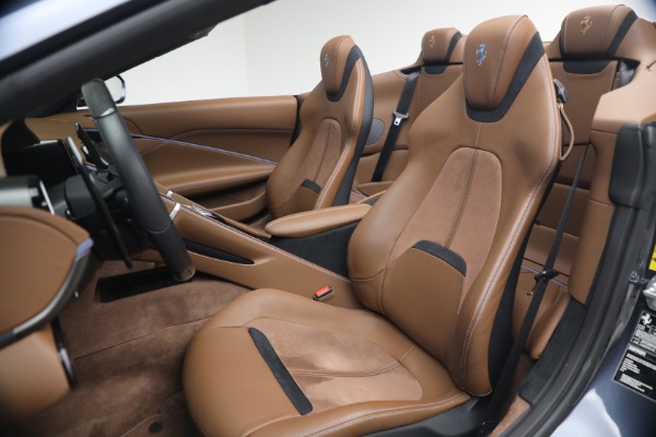 Used 2025 Ferrari Roma Spider for sale $309,900 at Alfa Romeo of Westport in Westport CT 06880 16