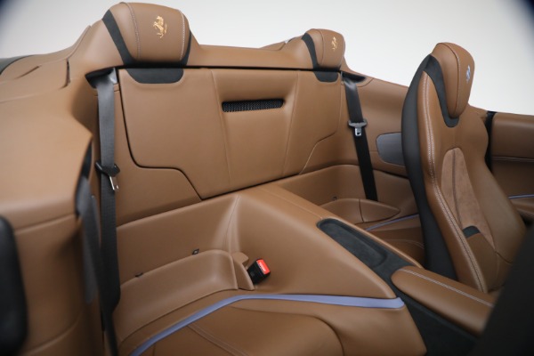 Used 2025 Ferrari Roma Spider for sale $309,900 at Alfa Romeo of Westport in Westport CT 06880 21