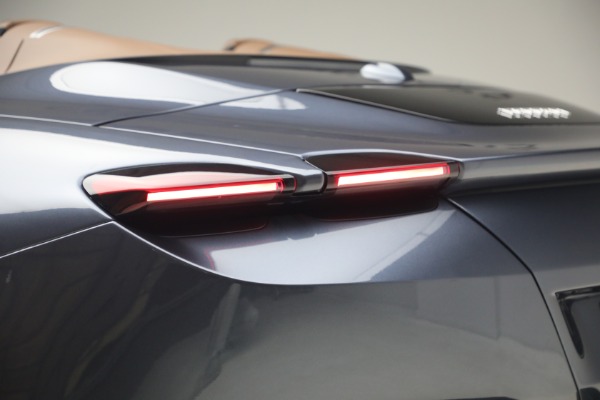 Used 2025 Ferrari Roma Spider for sale $309,900 at Alfa Romeo of Westport in Westport CT 06880 28