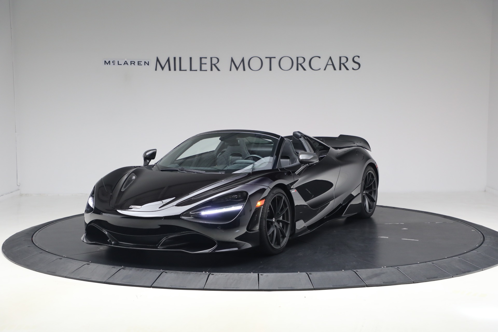 Used 2020 McLaren 720S Spider Performance for sale $277,900 at Alfa Romeo of Westport in Westport CT 06880 1