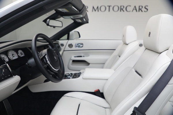 Used 2019 Rolls-Royce Black Badge Dawn for sale $299,900 at Alfa Romeo of Westport in Westport CT 06880 27