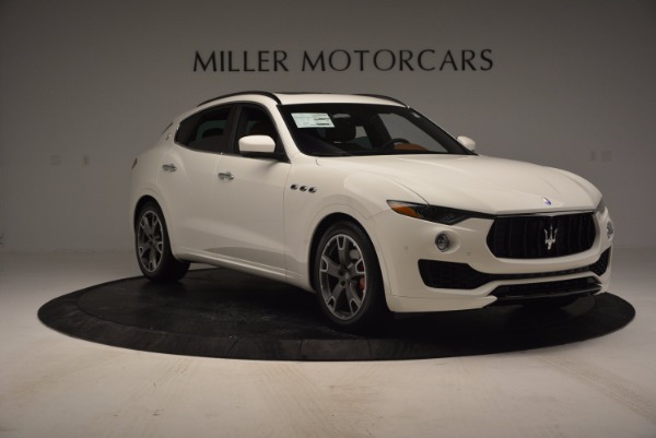 Used 2017 Maserati Levante Q4 for sale Sold at Alfa Romeo of Westport in Westport CT 06880 11